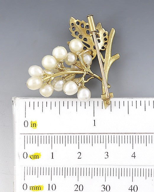Charming 18k Yellow Gold Pearl Sapphire Ruby Realistic Grape Cluster Pin Brooch