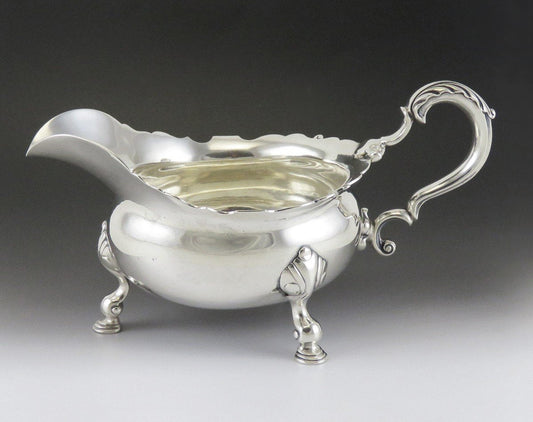 Antique 1899 Victorian English Sterling Silver Sauce or Gravy Boat NO MONO