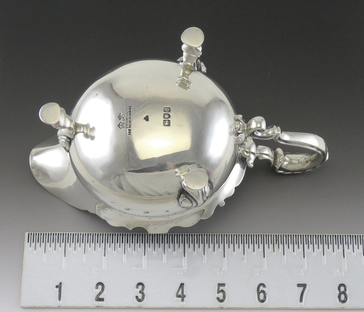 Antique 1899 Victorian English Sterling Silver Sauce or Gravy Boat NO MONO