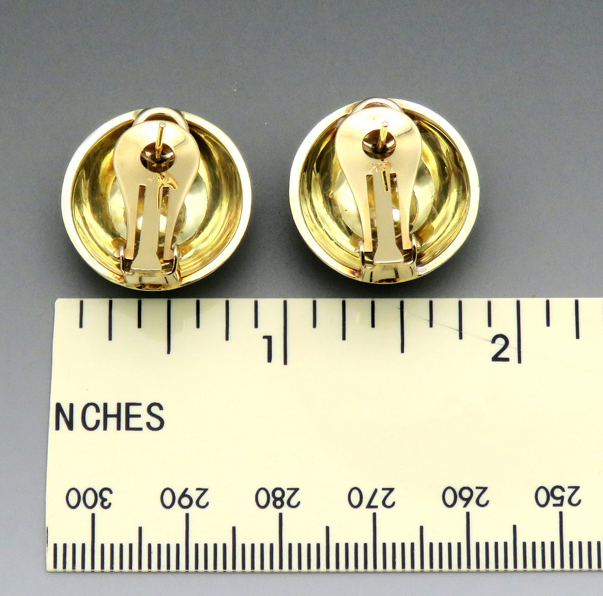 Gorgeous Pair VTG 18k Yellow Gold Green Enamel Star Dome Celestial Earrings