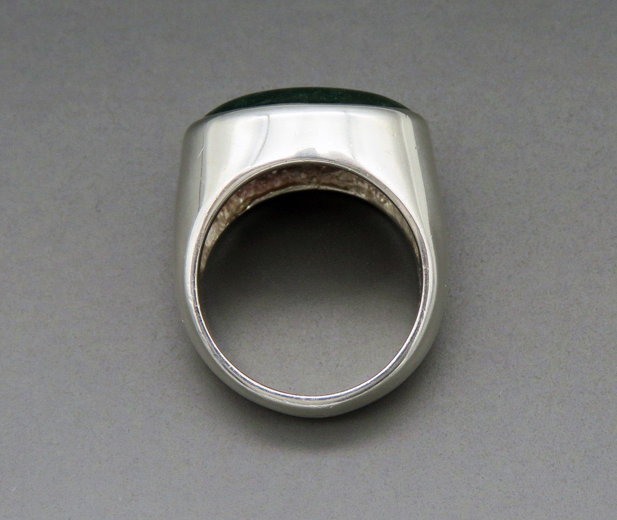 Nice VTG Artisan Sterling Silver Green Aventurine Oval Cabochon Gemstone Ring