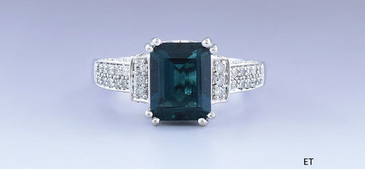 Beautiful 14k White Gold Diamond Lab Created Emerald Ring