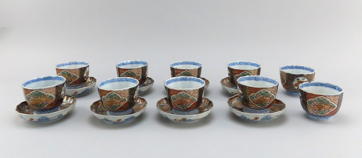 8 Antique Imari Large cups and Saucers Fine Quality