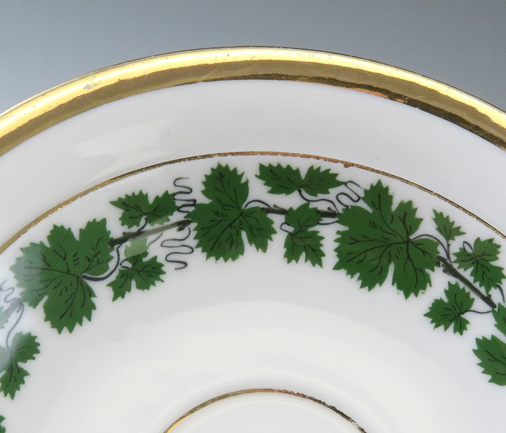 Fantastic 17pc Meissen Full Green Vine Gilt Tea Coffee Cup and Saucer Set