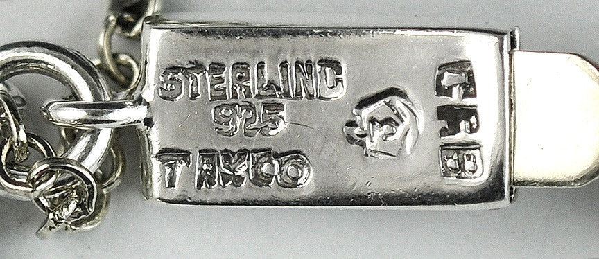 Really Pleasing Vintage Mexican Sterling Silver Link Bracelet 6 3/4 Inches 1960s