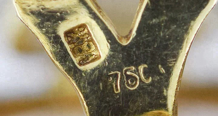 Gorgeous Pair 18k Gold & Mabe Pearl Earrings