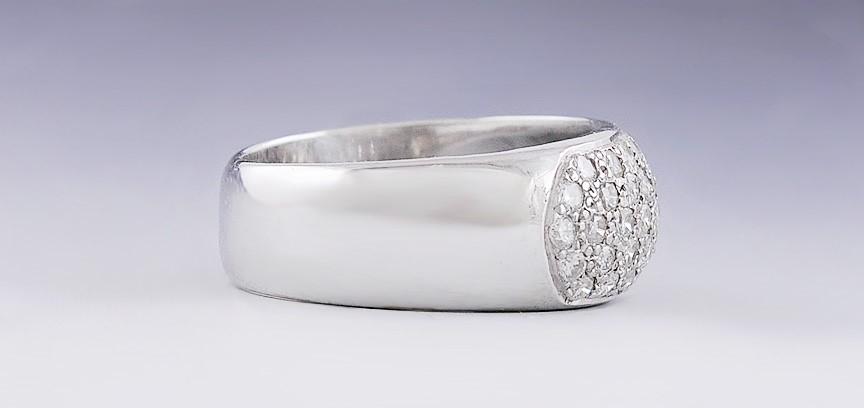 Dazzling 18k White Gold ~1.25ct Diamond Ring