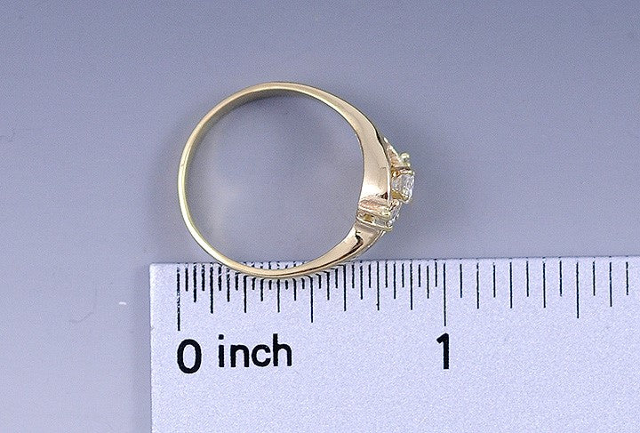 Lovely 14K Yellow Gold Openwork 3 Diamond Ring Ring Size 7