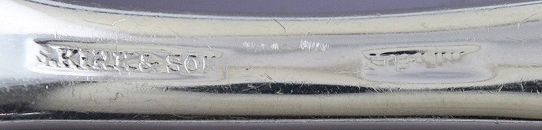 Fab Kirk Sterling Silver Floral Repousse Berry / Casserole Serving Spoon Scoop