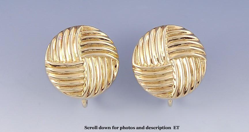 Nice Pair Vintage 14K Gold Basket Weave Earrings by Enos Richardson