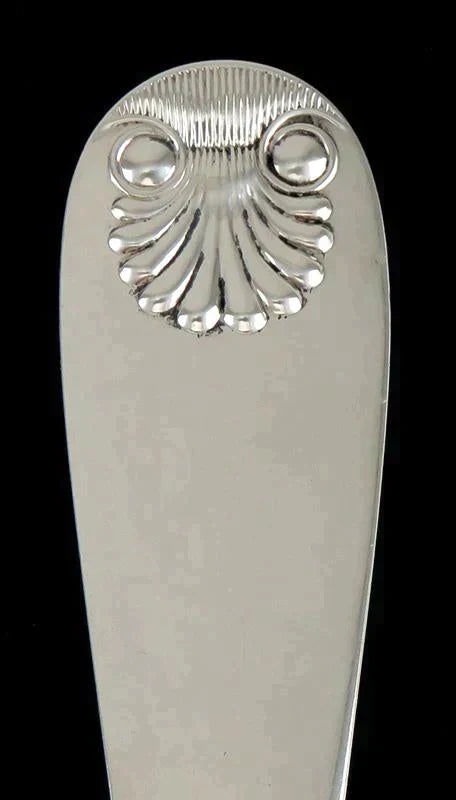 Antique Heavy Sterling Silver Durgin Shell Pattern Soup/Punch Ladle 12 1/4"