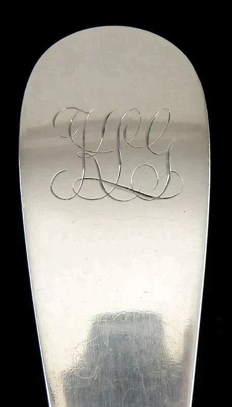 Antique Heavy Sterling Silver Durgin Shell Pattern Soup/Punch Ladle 12 1/4"