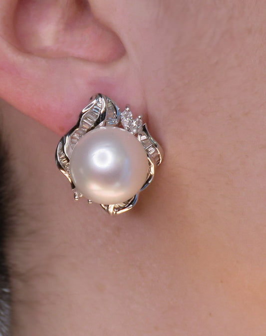 High End Designer 18K White Gold 14.5mm Pearl Diamond Gemstone Earrings