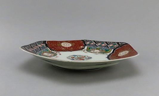 Large Gorgeous Japanese Imari Mid-1800s Hexagonal Serving Plate Rabbits Birds
