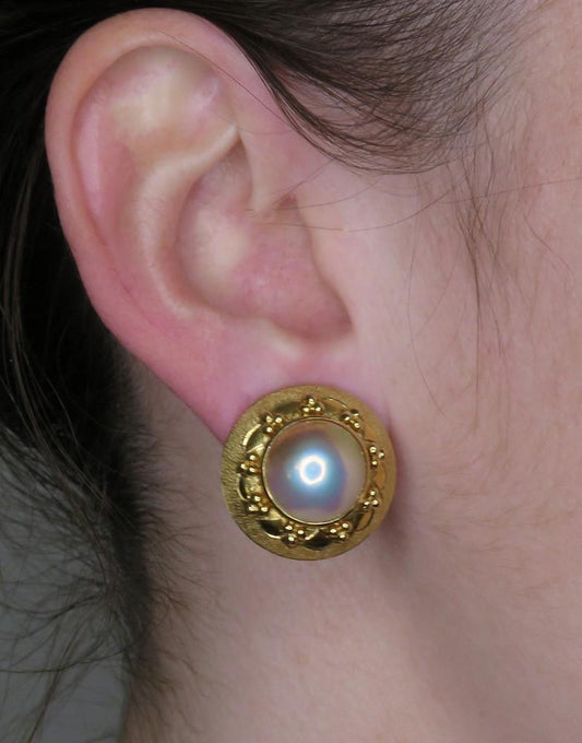 Stunning Paula Crevoshay 18k Yellow Gold Pink Mabe Pearl Dome Earrings