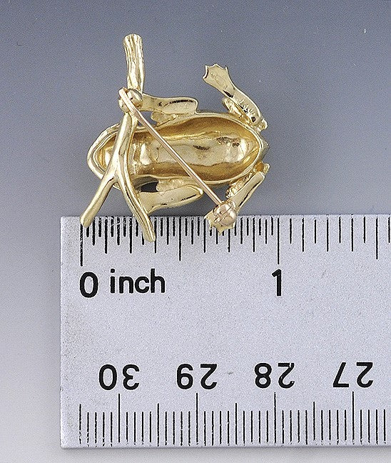 Adorable 14k Gold Tree Frog w/ Ruby Eyes on Branch Pin Or Small Brooch