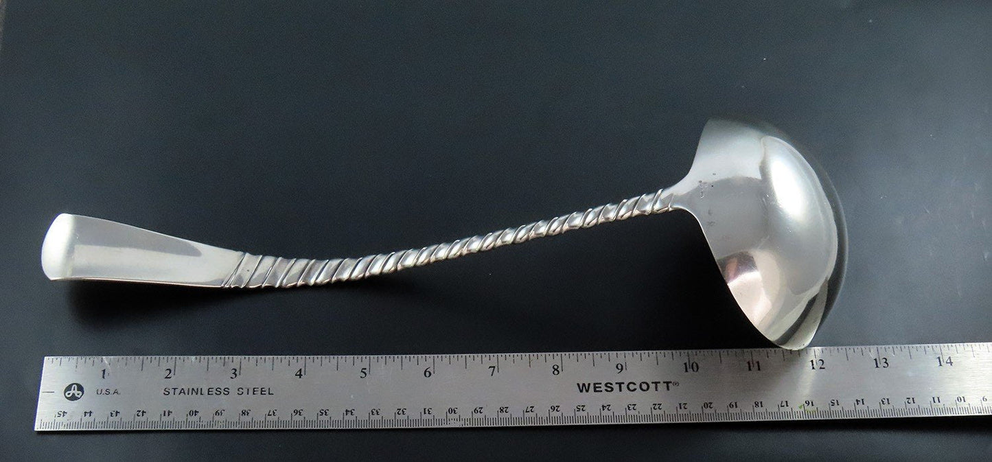 Elegant Gorham Colonial Sterling Silver Large Soup Punch Ladle No Mono 12 1/2"
