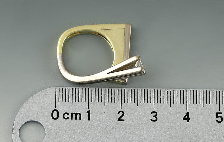 Delightful Modernist Geometric 14k White and Yellow Gold Diamond Ring Size 4