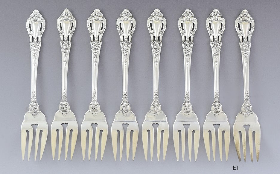 Great set 8 Lunt Sterling Silver Eloquence Salad / Dessert Forks