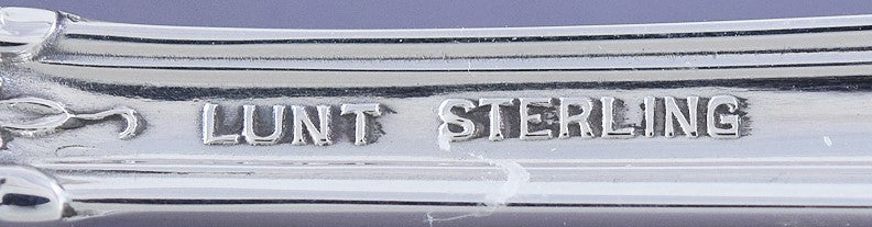 Great set 8 Lunt Sterling Silver Eloquence Salad / Dessert Forks