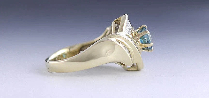 14K Yellow Gold Bright Blue Natural Zircon Gemstone Diamond Ring Size 10