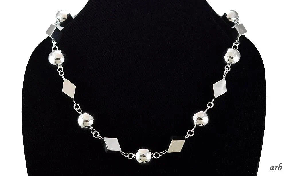 Impressive Vintage Sterling Silver Necklace Mexico Diamond Shape, Round Beads