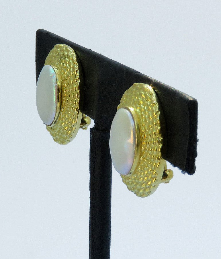 Designer 18K Yellow Gold Weaved Edge Baroque Pearl Earrings