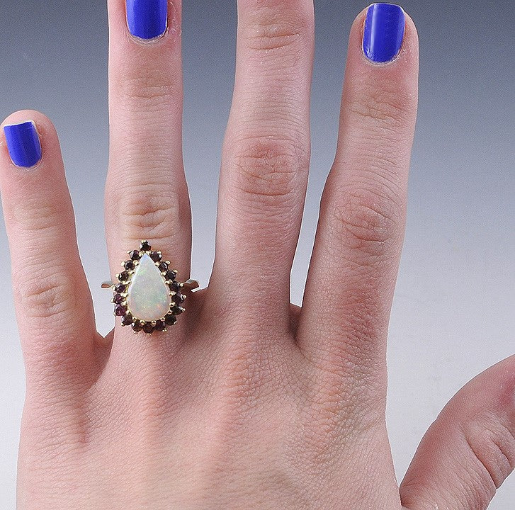 Attractive 14K Gold Ring w/ Teardrop Opal & Rubies Halo Cocktail Ring Size 6.75