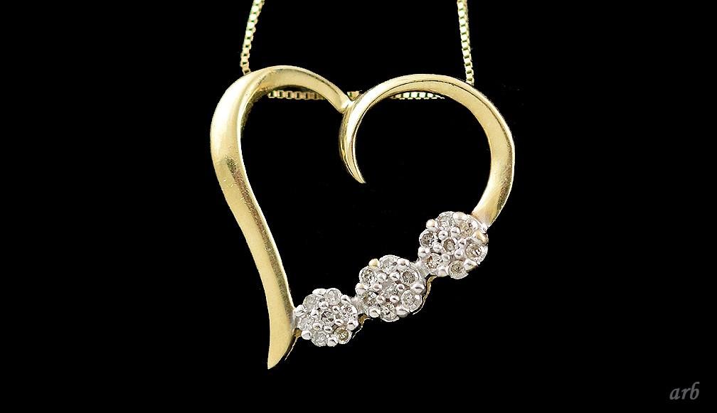 Shining 10k Yellow Gold and Diamond Necklace and Open Heart Pendant w/ Flowers
