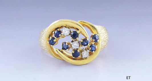 Elegant 18k Gold Diamond & Sapphire Brushed Finish Ring