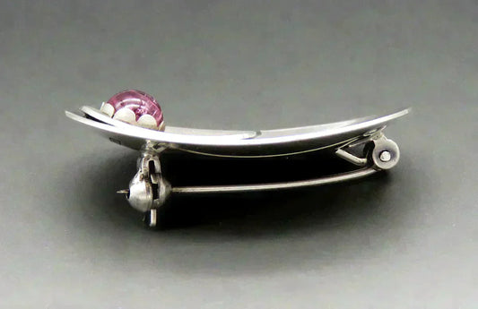 Vintage 1956 Swedish Alton Silver Natural Amethyst Oval Modernist Pin