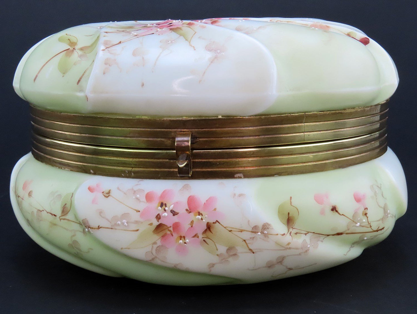 c1900 Rare C.F. Monroe Wavecrest Green Flowers Hand Painted Dresser Jewelry Box