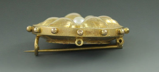 Hand Chased Victorian 14k Gold Pearl Flower Pin Brooch