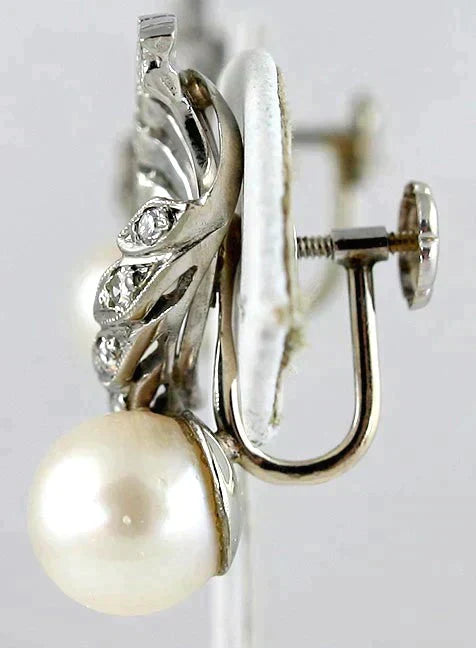 Charming 14k White Gold Diamond & Pearl Earrings