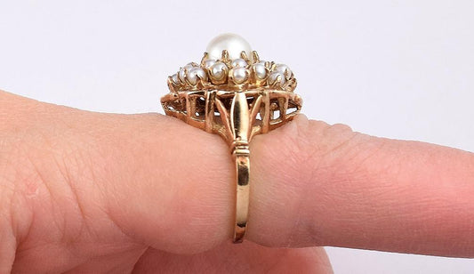 Gorgeous 10k Yellow Pearl Halo Cluster Ring Size 5.25