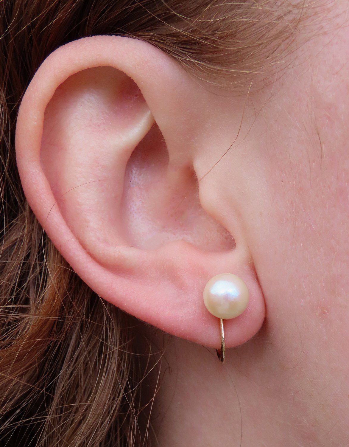 Beautiful VTG 14k Yellow Gold ~7.4mm Pearl Screwback Earrings c1950s