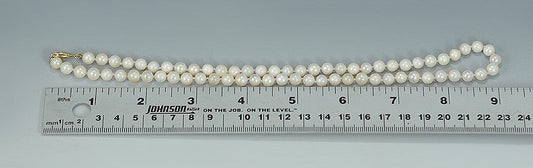 Fine Strand of Individually Knotted White Pearls 14k Gold Clasp Necklace 18 in