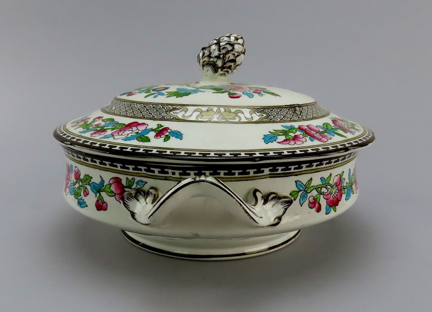 Wonderful Vintage Hancock Porcelain Indian Tree Covered Dish Black Key Gold Trim