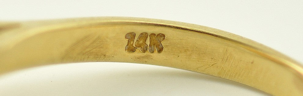 Lovely 14k Yellow Gold and Pink Synthetic Stone Ring Size 7