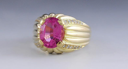 Attractive 18k Yellow Gold Pink Tourmaline & Diamond Ring