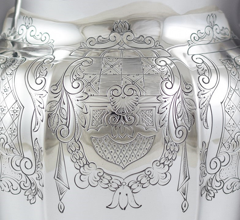 c1900-1925 Beautiful American Sterling Silver Hand Chased 4 Pint Water Pitcher