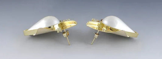 Signed Rare Vincent Ferrini Unique 14k Yellow Gold Diamond & Mabe Pearl Earrings