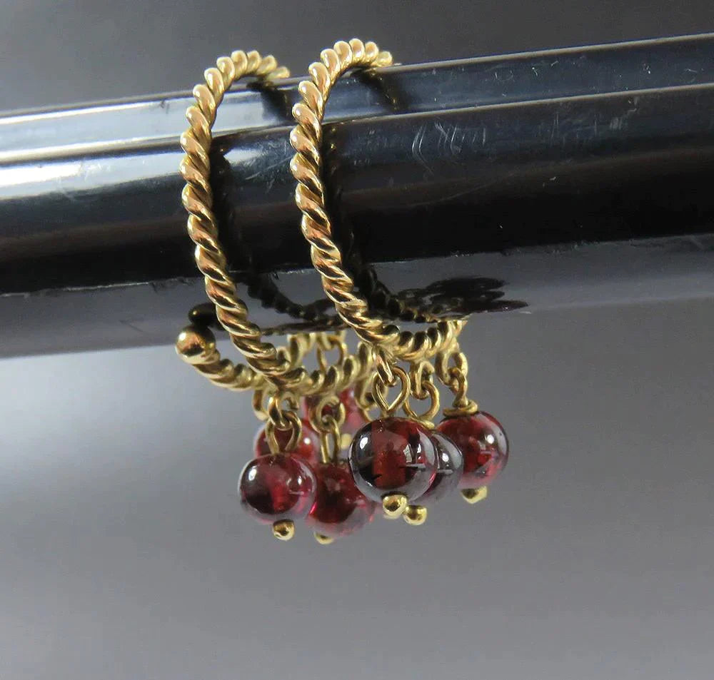 Fab VTG 18k Yellow Gold Red Garnet Bead Dangle Bauble Fidget Ring Size 6.5