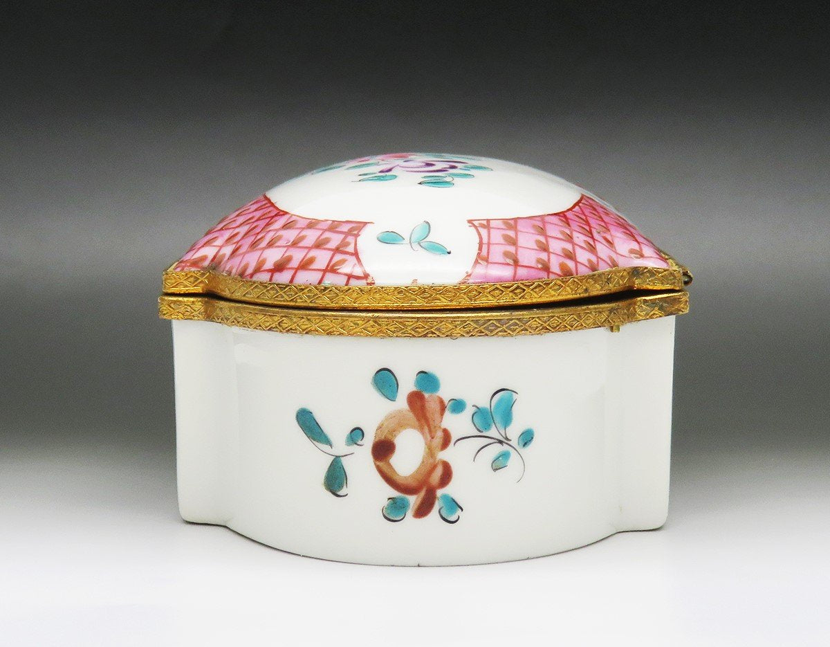 c1920s French Samson Porcelain Floral Hand Painted Trinket Dresser Jewelry Box