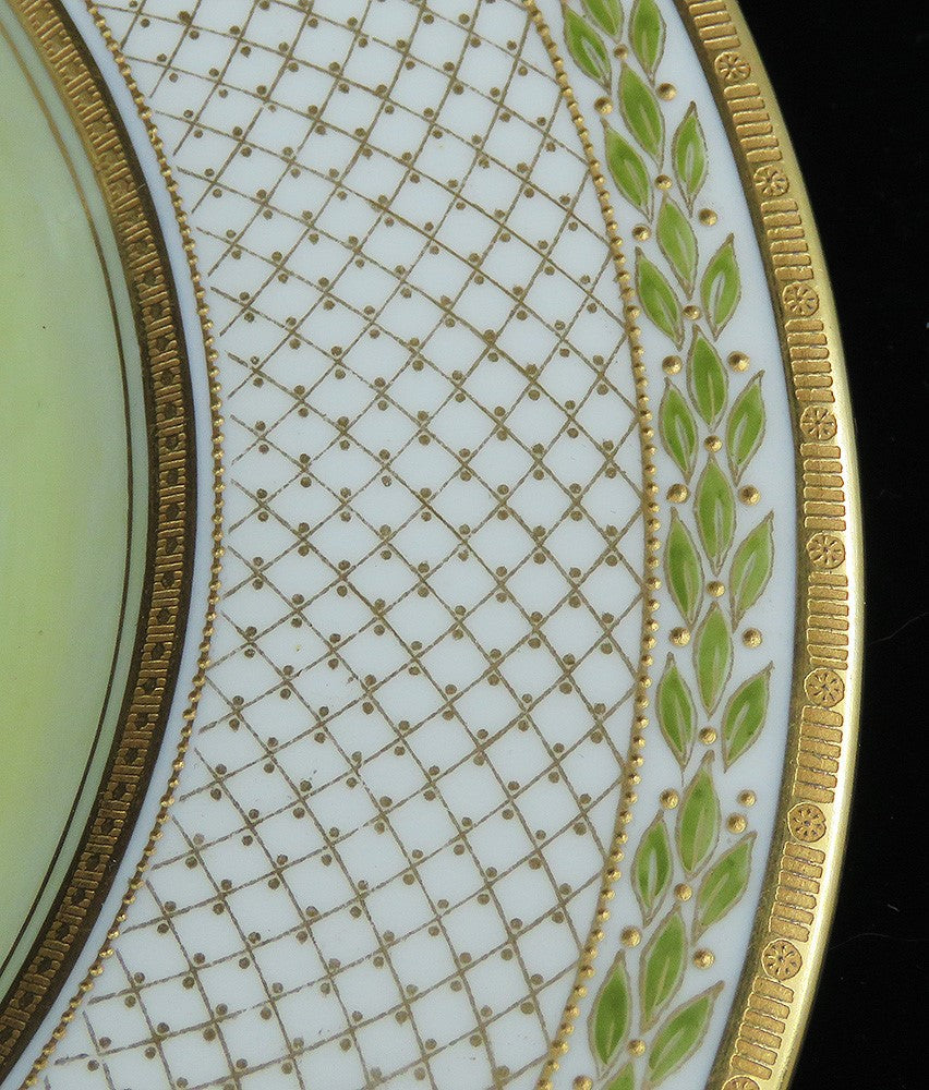 Antique c1925 Royal Doulton Porcelain China Handpainted Pike Fish Cabinet Plate