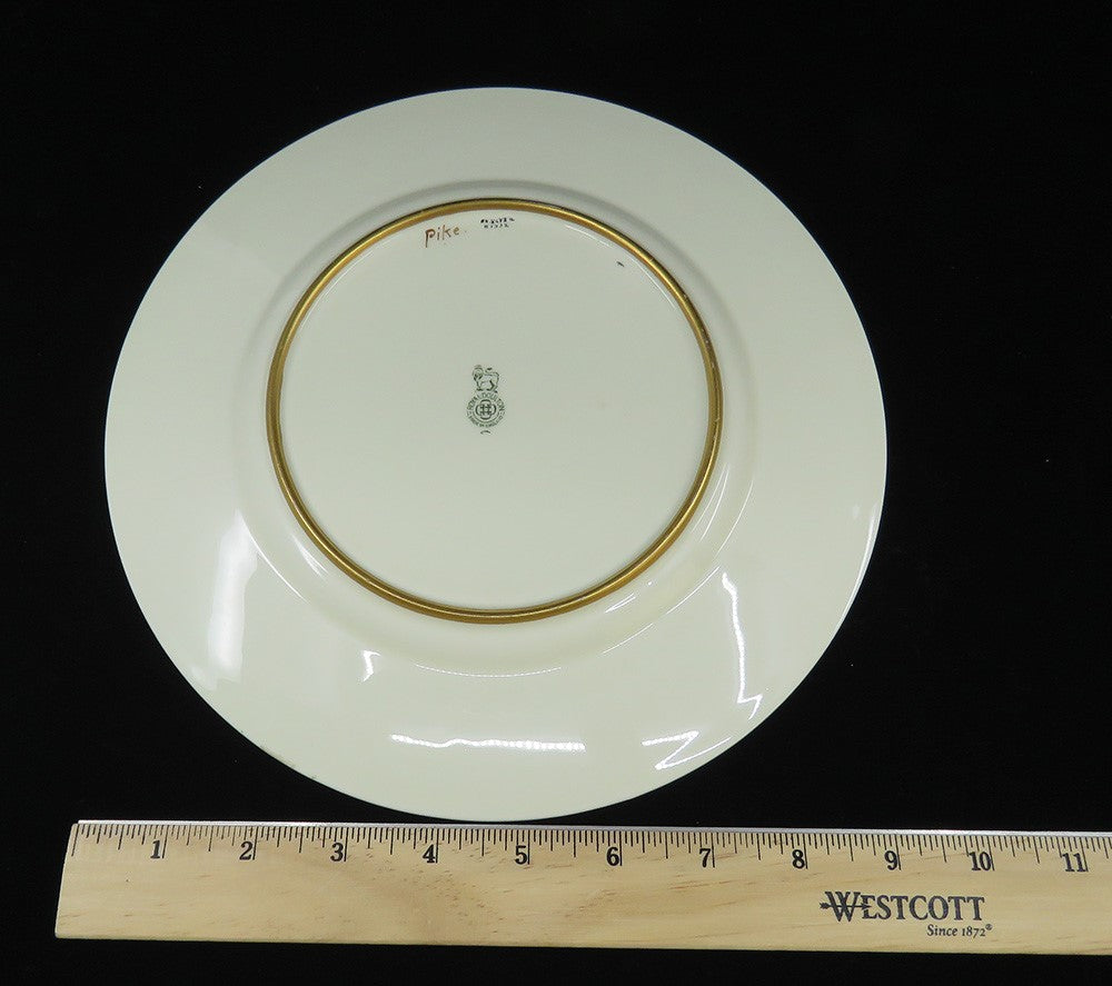 Antique c1925 Royal Doulton Porcelain China Handpainted Pike Fish Cabinet Plate