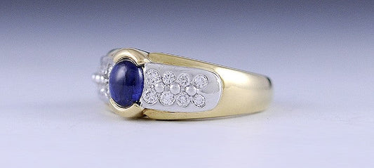 Stunning 18k 2-Tone Gold Sapphire Cabochon & Diamond Ring