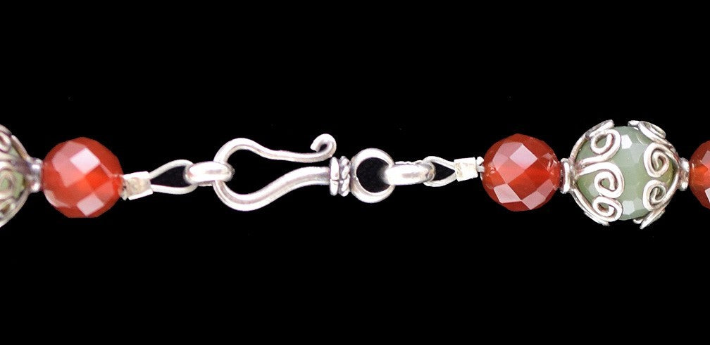 Gorgeous Modern Necklace of Sterling Silver Red Chalcedony Green Bloodstone