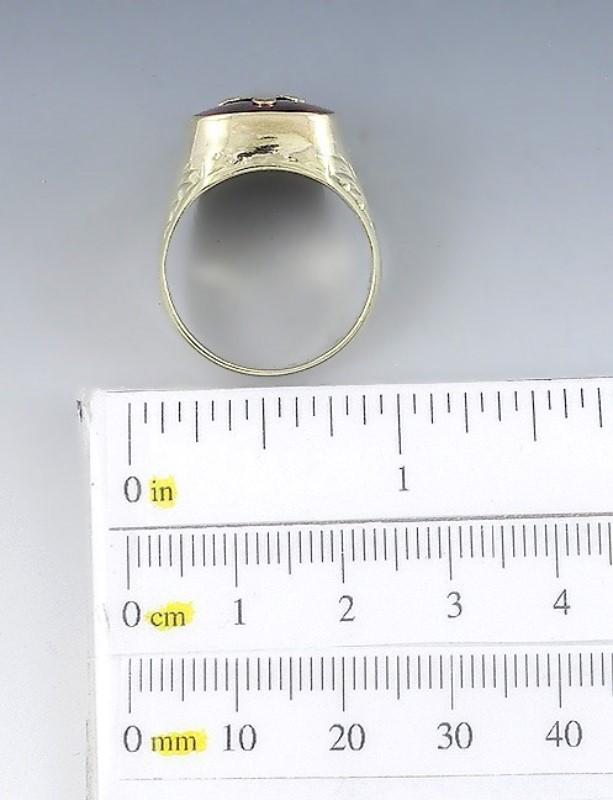 Fantastic c1949 14k Gold Red Masonic Freemason Emblem Signet Style Ring