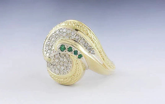 Stunning 18K Gold Emerald & Diamond Swirl Ring
